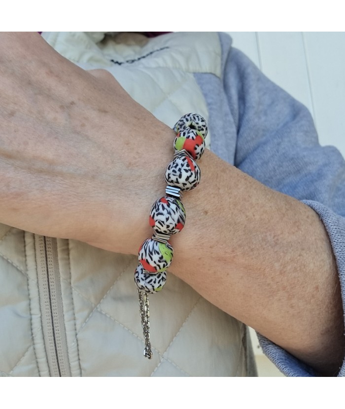 Bracelet blanc homme femme en perles artisanales africaines