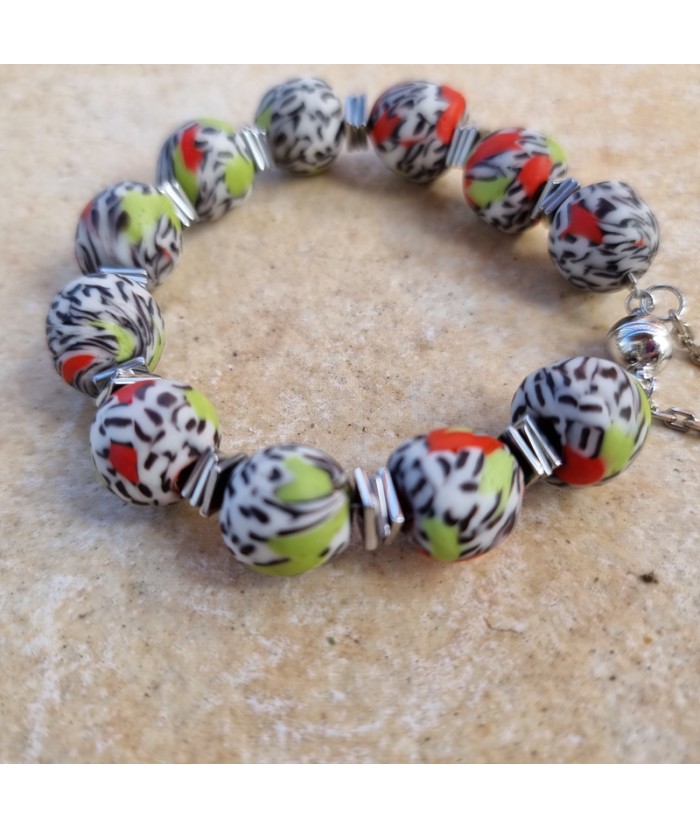 Bracelet blanc homme femme en perles artisanales africaines