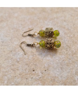 Boucles d'oreilles Renouveau vertes en perles millefiori et laiton recyclé